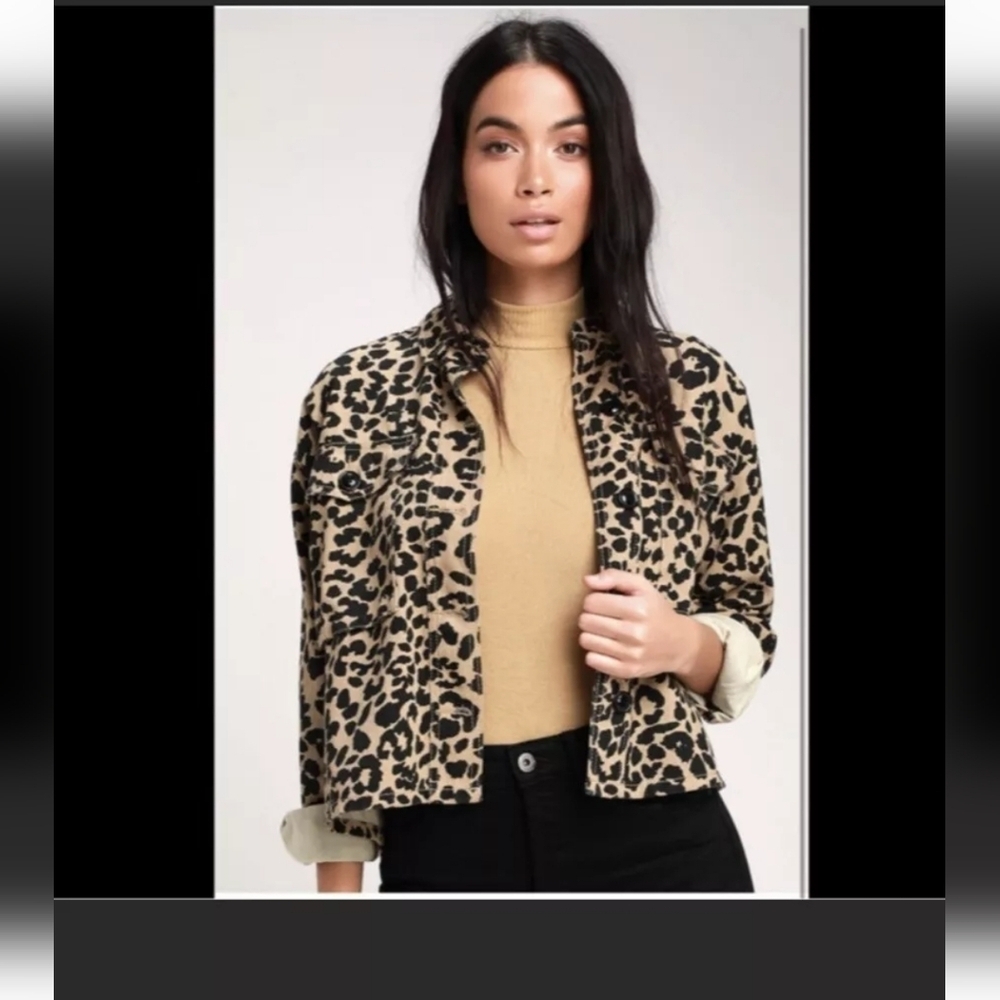 Mustard Seed Leopard Print Boxy Button Front Denim Jacket Size Lge